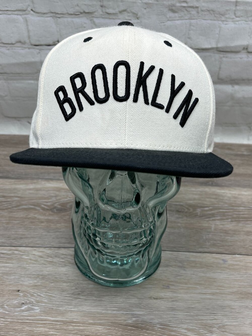 MITCHELL & NESS BROOKLYN NETS NBA VELCRO BACK HAT